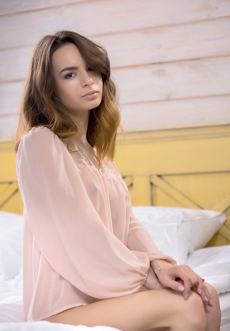 Нина, 25